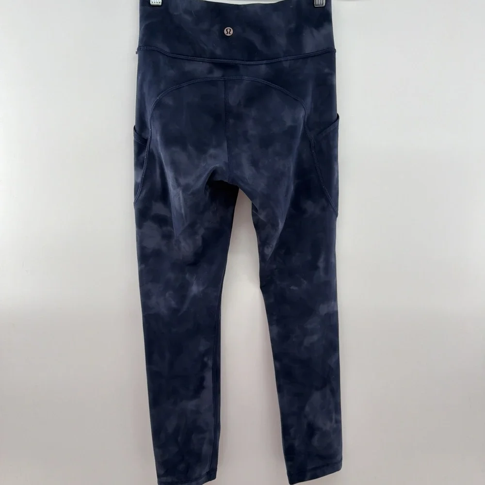 Lululemon Women's Tie Dye Leggings Size 4 Navy Tie Dye Yoga Athletic Gym Pants